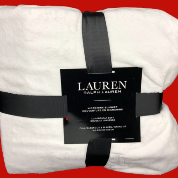 Ralph Lauren Bedding Ralph Lauren Classic White Plush Queen Full